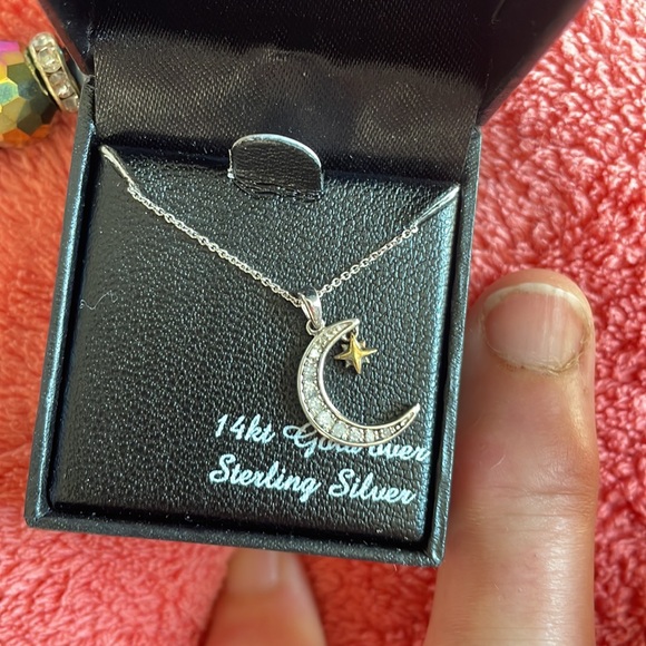 NWT Mini DIAMOND moon and star Necklace - Picture 5 of 7